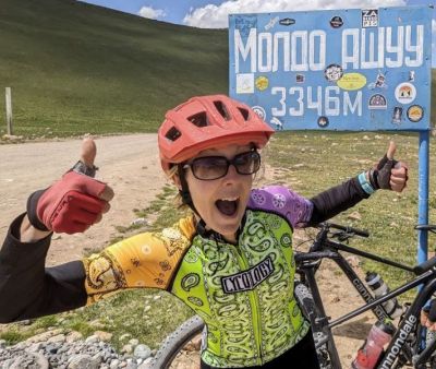 Becky Aicheler Cycling on the  tour with redspokes